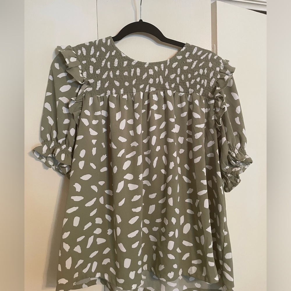 Green Boutique Top